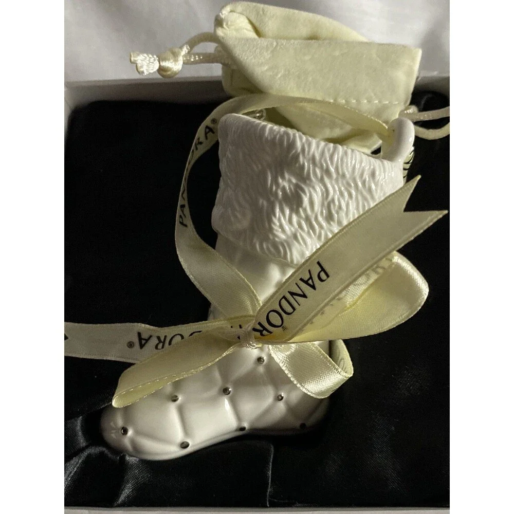 Pandora Ornament Xmas Unforgettable Moments porcelain Christmas stocking  2012